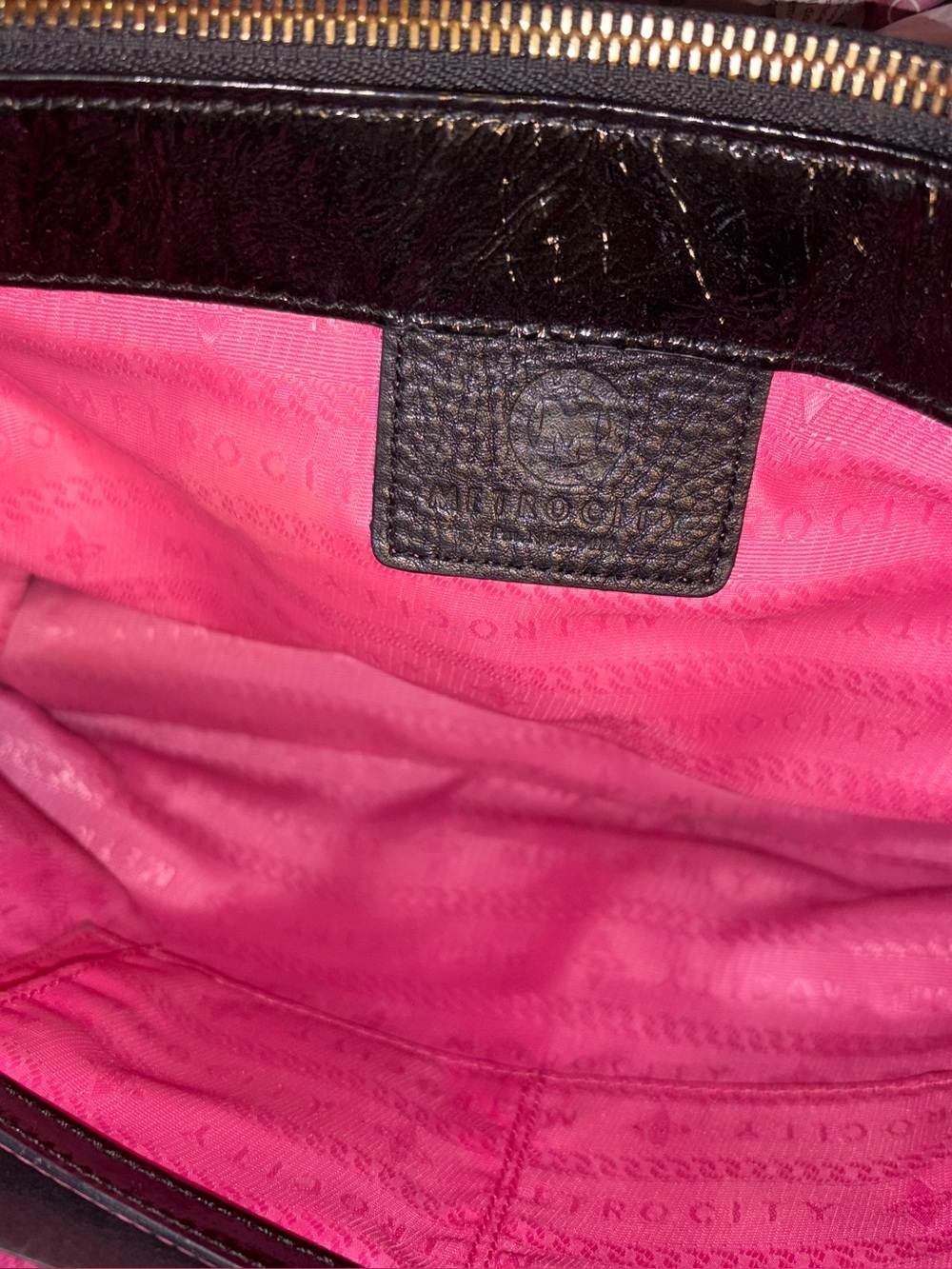 Metrocity with COA - Jual Black Tote with Tassel Charm and Embossed Monogram - Picture 3 of 12